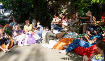 Всесвітній день в'язання на публіці, 8 червня 2018 р. Всесвітній день в'язання на публіці, 8 червня 2018 р.