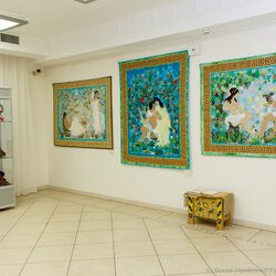 Виставка клаптикового шиття Ніни Янчуковської «Україна зоряної мови, Україна Божого Буття», 2 – 23.09.2017 р.