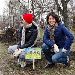 Світлана Долеско та Олена Курта на створенні Алеї Щастя, 18 березня 2017 р.