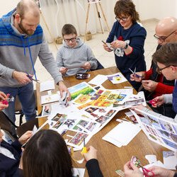 Фото з майстер-класу зі створення колажу, Іван та Василь Костенки