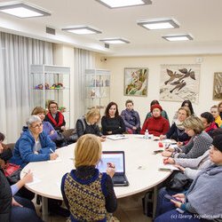 Фото з семінару «Що робити з хенд-мейдом: хоббі чи бізнес?», Наталія Волошина