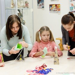 Фото з майстер-класу « Декоративна ялинка », Інна Кливець, Катерина Кліандрова, Олена Косік.