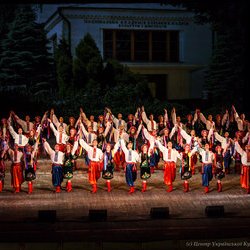 Національний Заслужений Академічний ансамбль танцю України ім. П.П. Вірського на звітному концерті НАКККіМ, 12.12.2016 р.