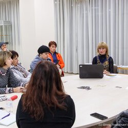 Фото з семінару «Що робити з хенд-мейдом: хоббі чи бізнес?», Наталія Волошина
