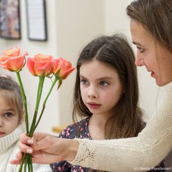 Фото з майстер-класу «Основи різдвяної та новорічної флористики», Інститут шляхетних дівчат