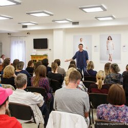 Фото з лекції «Як зрозуміти, що час іти до лікаря, та як з лікарем побудувати ефективну комунікацію», Валерій Ославський