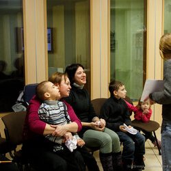 Фото з інтерактивної лекції для дітей про сучасне мистецтво, Інна Ковбасинська