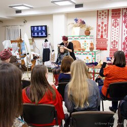Лекція-практикум «Фешн з присмаком традиції» від Оленки Дідик, 16.11.2017 р.