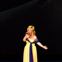 Олена Лукашова на звітному концерті НАКККіМ, 12.12.2016 р.