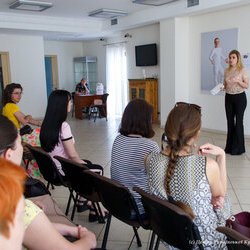 Фото з лекції «Як стати жінкою своєї мрії», Олена Мельник
