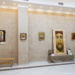 Сімейна іконописна майстерня «Небо на землі», Виставка сучасних ікон «Обличчям до чудес», 1 - 23.02.2019 р.