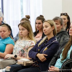 Фото з лекції «Як зрозуміти, що час іти до лікаря, та як з лікарем побудувати ефективну комунікацію», Валерій Ославський