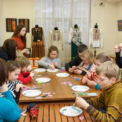Фото з майстер-класу «Бісерна квітка з фетру», Олена Косік, Катя Кліандрова, Інна Кливець.