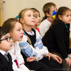 Фото з презентації дитячих новорічних книжок. Видавництво «Братське»