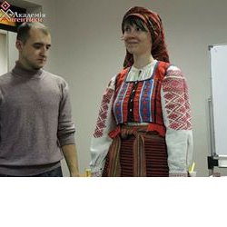 Лекція-показ «Пошуки першоджерел. Архаїчне Полісся» та майстер-клас «Вишивка «коса лиштва»