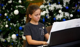Новорічний концерт «Музичні зірочки», 18 грудня 2017 р. Новорічний концерт «Музичні зірочки», 18 грудня 2017 р.