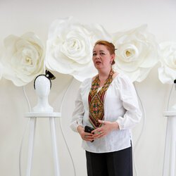 Наталія Артюхова на відкритті VІ Всеукраїнської виставки «Бісер: Вчора. Сьогодні. Завтра», 14 квітня 2018 р.