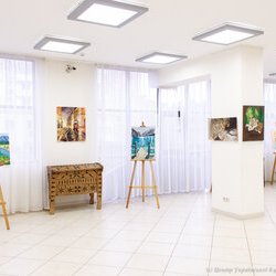 Виставка живопису Ірини Данішевської «Любити Життя», 7 - 25.02.2017 р.
