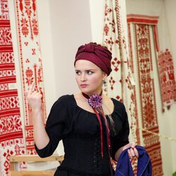 Лекція-практикум «Фешн з присмаком традиції» від Оленки Дідик, 16.11.2017 р.