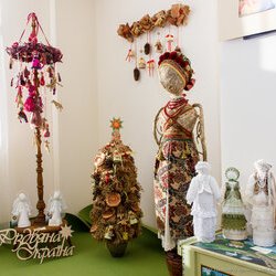 Майстри: Оксана Ягодка та Світлана Вавілова. VI Свято Новорічної Іграшки, 3 - 30.12.2016 р.