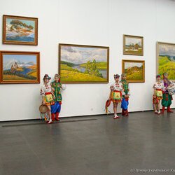 Відкриття виставки «Барви духовного простору» 12 квітня 2016 року