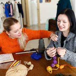Фото з майстер-класу із в'язання гачком мериносового снуду-намиста з ніжними фіалками, Тетяна Зосімова