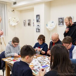 Фото з майстер-класу зі створення колажу, Іван та Василь Костенки
