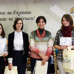 Надія Мот з організаторами виставки «Тепла осінь», 29.10.2016 р.