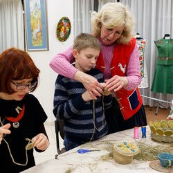 Фото з майстер-класу із травоплетіння, Маргарита Канішева