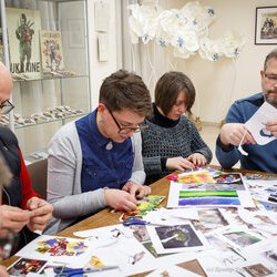 Фото з майстер-класу зі створення колажу, Іван та Василь Костенки