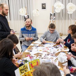 Фото з майстер-класу зі створення колажу, Іван та Василь Костенки