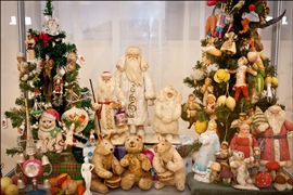 Свято Новорічної Іграшки, 10 грудня 2011 року - 14 січня 2012 року