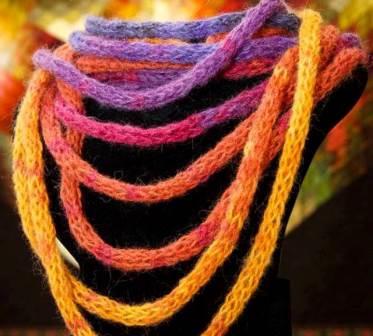 29 жовтня Майстер-клас із в'язання на «лялечці» «Веселкова мрія» 29 жовтня Майстер-клас із в'язання на «лялечці» «Веселкова мрія»