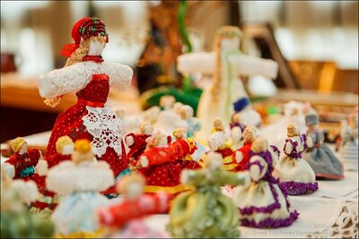 Митець свій власний творить світ