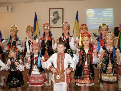 Національне виховання дітей та учнівської молоді... Національне виховання дітей та учнівської молоді...